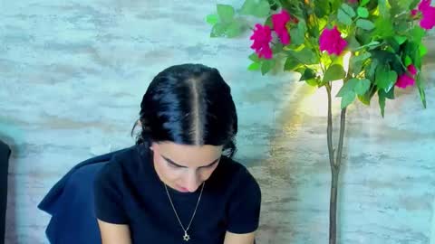  AMELIA.  online show from 11/28/25, 12:13