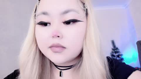 Amelia online show from 12/23/24, 11:39