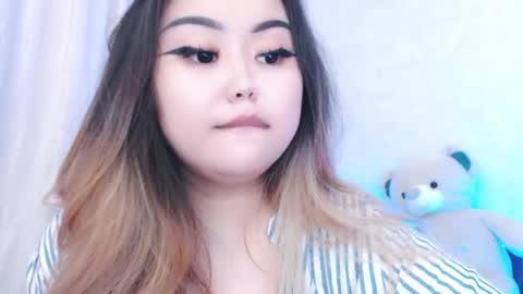 Amelia online show from 05/22/26, 02:55