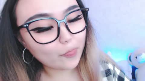 Amelia online show from 05/29/26, 05:44