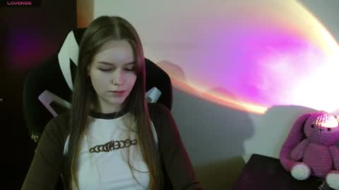 amelia_sweeti online show from 04/06/26, 08:43