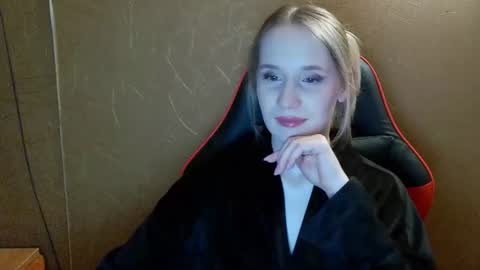 Amelia  online show from 07/01/26, 07:02