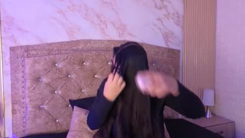 AMELIA CASTELL  online show from 03/24/26, 11:26