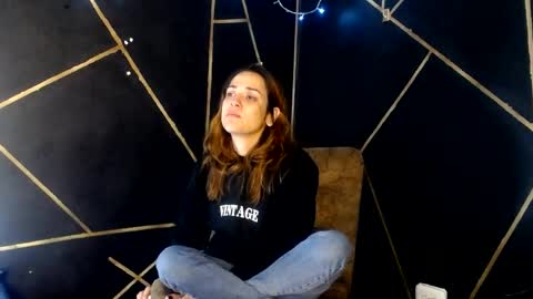 Amalia Castro online show from 04/09/26, 10:42