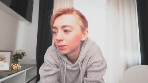 Amelia   online show from 01/21/25, 08:30