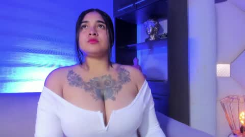 ameliavael online show from 04/26/26, 02:42