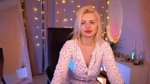  Amelia  online show from 02/20/26, 04:09