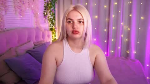  Amelia  online show from 05/13/26, 02:42