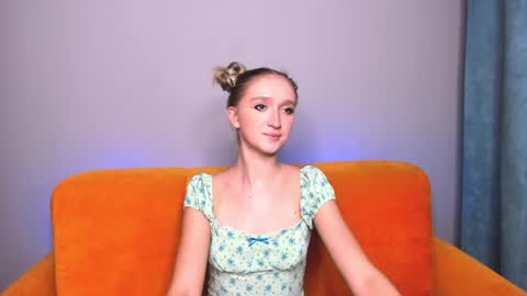 Snapshot of ameliawise chatting on 12/09/24, 03:00 ameliawise online show from 12/09/24, 03:00
