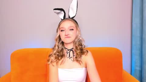 Snapshot of ameliawise chatting on 12/26/24, 09:01 ameliawise online show from 12/26/24, 09:01