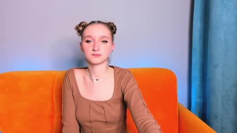 Snapshot of ameliawise chatting on 12/28/24, 12:03 ameliawise online show from 12/28/24, 12:03