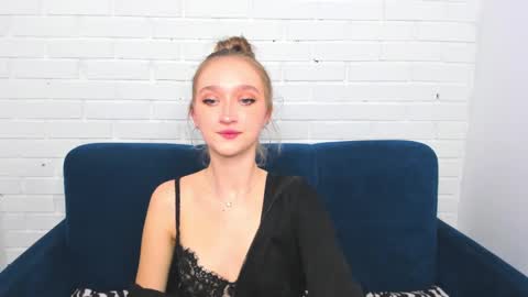 Snapshot of ameliawise chatting on 01/04/25, 11:54 ameliawise online show from 01/04/25, 11:54