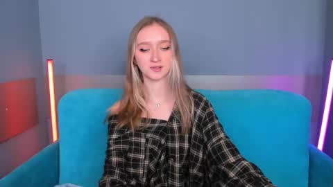 Snapshot of ameliawise chatting on 01/18/25, 12:35 ameliawise online show from 01/18/25, 12:35