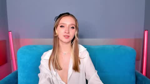 Snapshot of ameliawise chatting on 02/14/25, 06:29 ameliawise online show from 02/14/25, 06:29