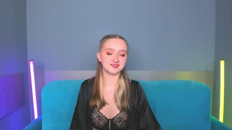 Snapshot of ameliawise chatting on 02/17/25, 01:53 ameliawise online show from 02/17/25, 01:53