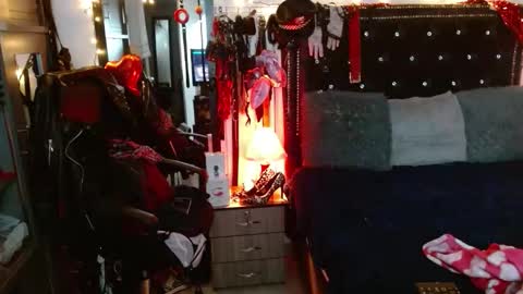 amelie__martinez online show from 02/09/26, 08:51