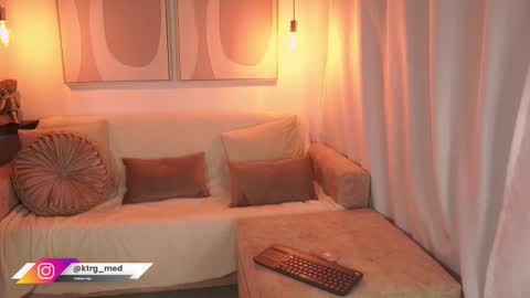    online show from 11/24/25, 08:30