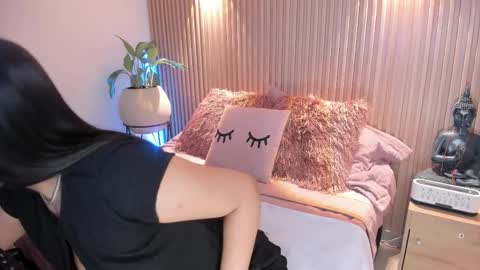 Snapshot of amelie_x chatting on 11/20/25, 02:12 Amelie online show from 11/20/25, 02:12