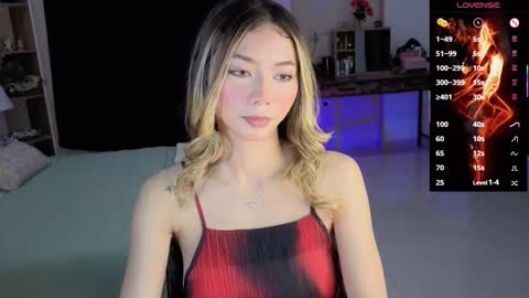 Snapshot of amelieaxie chatting on 09/15/25, 02:55 Isabella online show from 09/15/25, 02:55