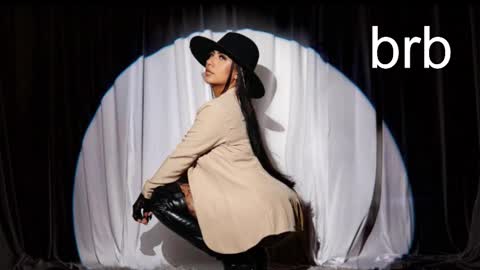 Amelie online show from 10/29/25, 11:56