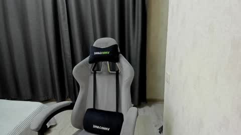 Snapshot of ameliecameron chatting on 12/08/24, 10:47 amelie online show from 12/08/24, 10:47