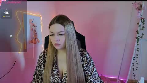 Amelie online show from 04/23/26, 10:58