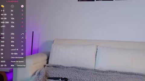 Victoria online show from 02/22/26, 09:24