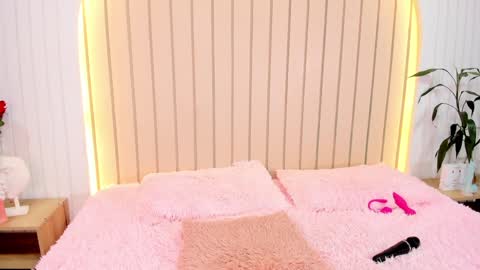 Amelia online show from 01/30/25, 05:09