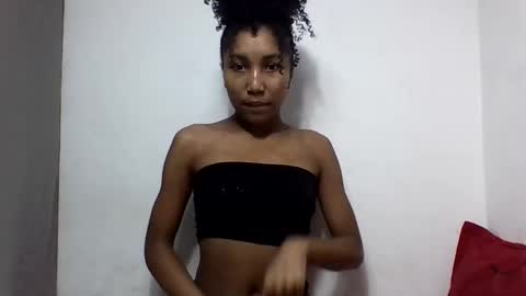 amelisy20005 online show from 04/07/26, 04:51