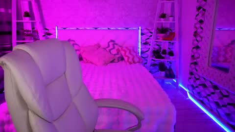 Alina online show from 04/28/26, 02:55