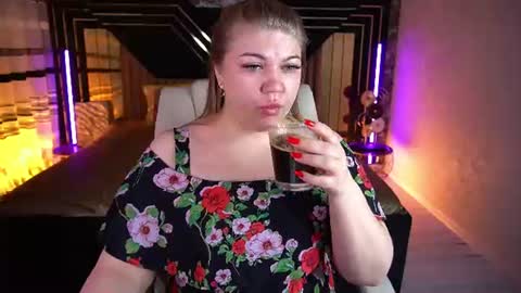 Alina online show from 07/21/26, 12:18
