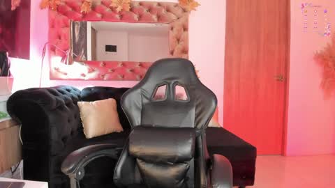          online show from 04/13/26, 12:10