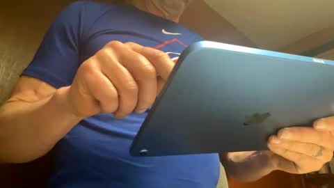 Snapshot of american_ron chatting on 02/09/26, 05:00 american_ron online show from 02/09/26, 05:00