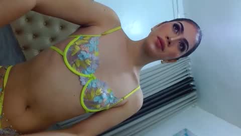 Snapshot of ameryjowns chatting on 04/04/26, 10:57 ameryjowns online show from 04/04/26, 10:57