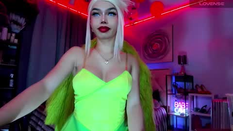 Snapshot of amethyst_ts chatting on 01/10/25, 04:41 AMETHYST look at my BIO online show from 01/10/25, 04:41