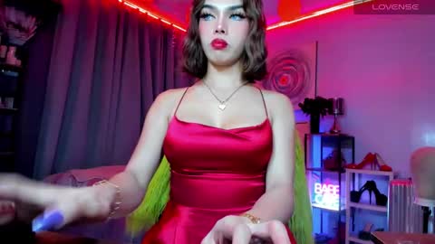 Snapshot of amethyst_ts chatting on 01/27/25, 07:35 AMETHYST look at my BIO online show from 01/27/25, 07:35