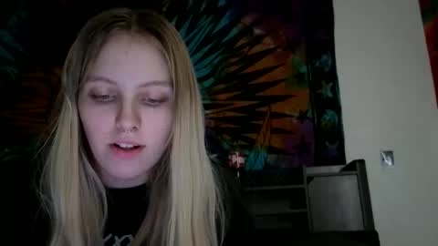 amethystmoon18 online show from 02/27/26, 07:25