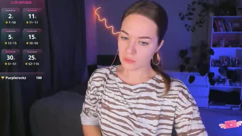 Snapshot of ami_amour_ chatting on 02/24/25, 08:14 Hi-hi I am Kate welcome to my sexy room online show from 02/24/25, 08:14