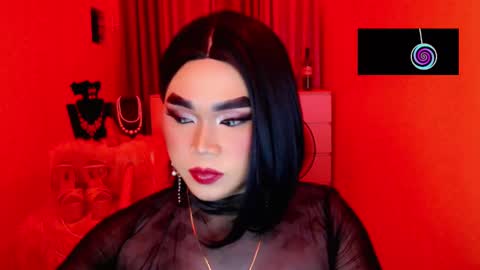 Snapshot of amiadoll chatting on 03/01/25, 01:07 Queen Mireska online show from 03/01/25, 01:07