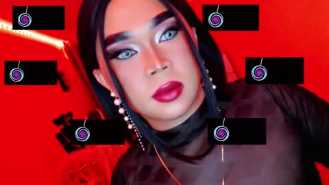 Snapshot of amiadoll chatting on 03/05/25, 06:12 Queen Mireska online show from 03/05/25, 06:12