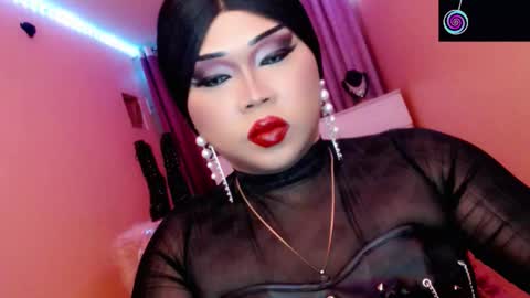 Queen Mireska online show from 02/09/26, 05:06