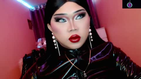 Queen Mireska online show from 06/05/26, 03:40