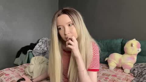 Ami Air online show from 04/16/26, 06:25