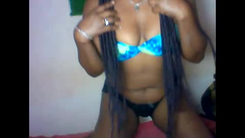 amielle_01 online show from 04/10/26, 08:52