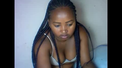 amielle_01 online show from 04/12/26, 10:20