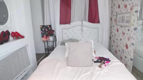 Snapshot of amihotgranny chatting on 11/20/25, 06:24 Ami online show from 11/20/25, 06:24