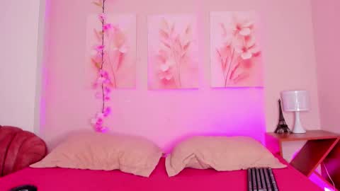 Snapshot of amiiclark chatting on 03/01/26, 07:05 AmiiClark online show from 03/01/26, 07:05