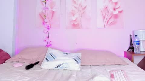 AmiiClark  online show from 03/21/26, 07:06