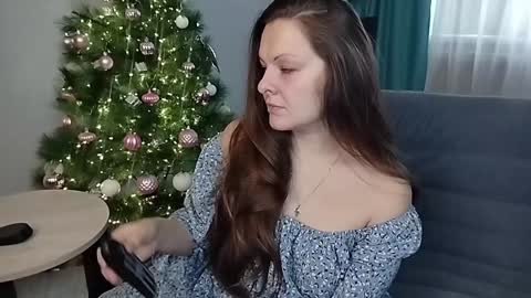 Mila online show from 01/13/25, 05:44