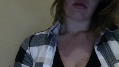 amileamariestar online show from 12/24/24, 07:55